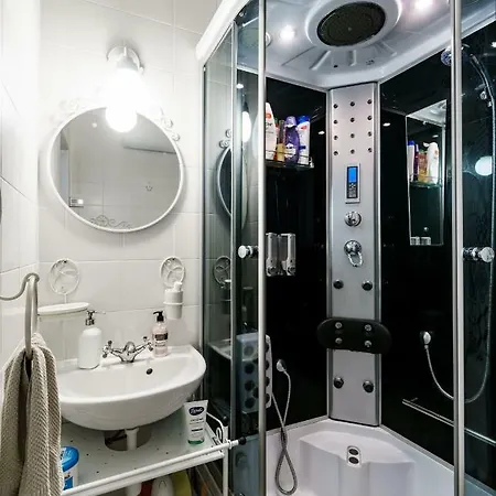 3bdr The Hadjis - Center Flat Apartment *