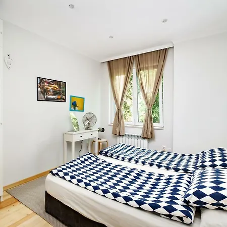 Apartment 3bdr The Hadjis - Center Flat *